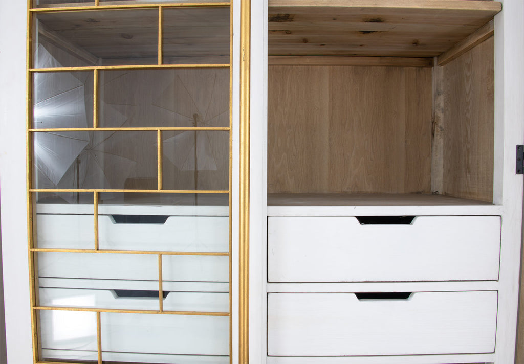 FR862 White & Gold Cabinet