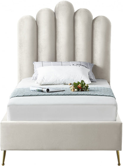 Lily Velvet Bed