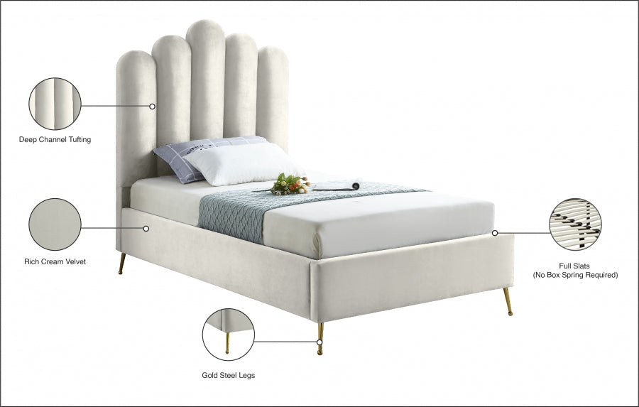 Lily Velvet Bed