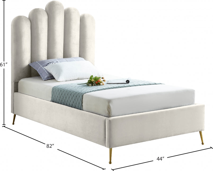 Lily Velvet Bed