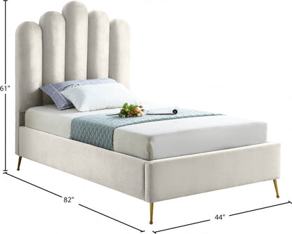 Lily Velvet Bed