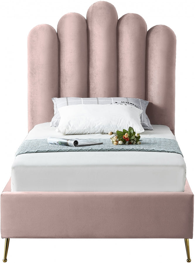 Lily Velvet Bed