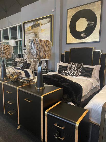 ROYAL BLACK VELVET GOLD BED